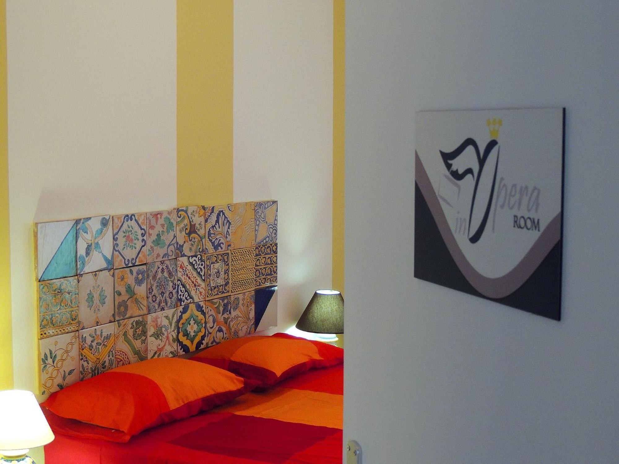 Couette-café In Itinera Palerme